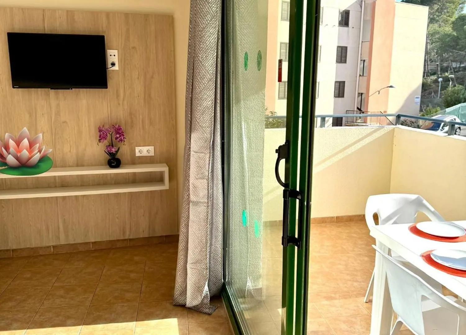 Festival Village 2 Y Piscinas Salou 0*,