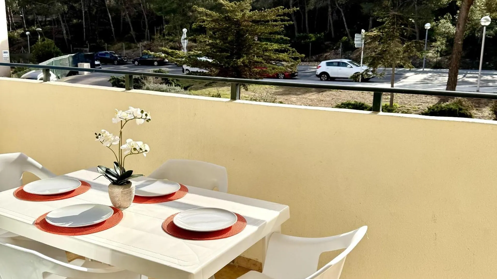 Apartbeach Festival Village 2 Relax Salou 0*,  Spain